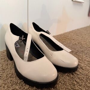 Women's White Mary Jane Shoes